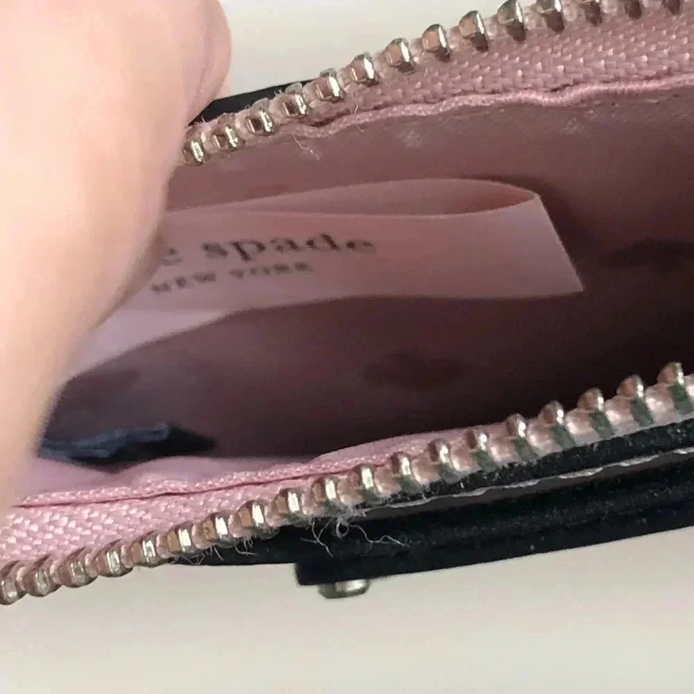 Kate Spade leather black zip wallet